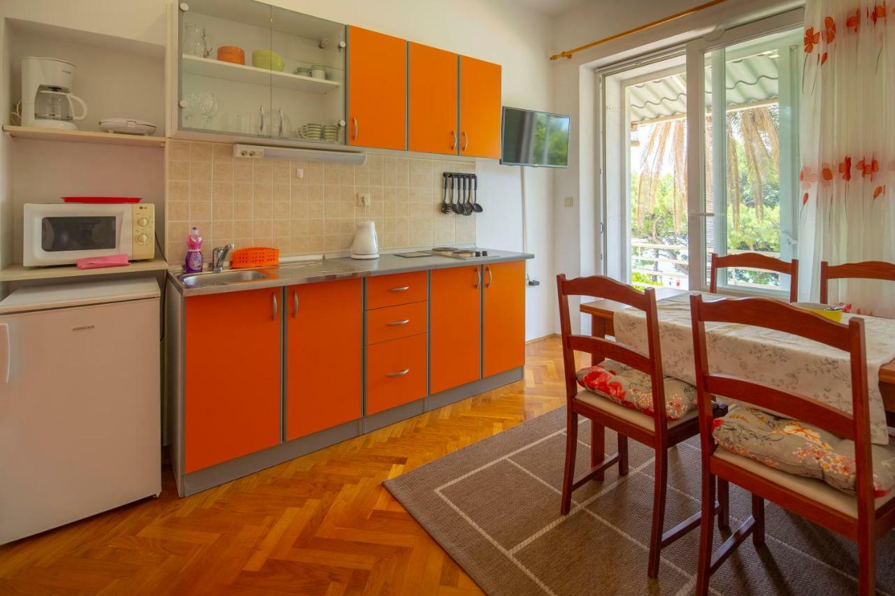 Vila Niko Apartment Makarska Bagian luar foto