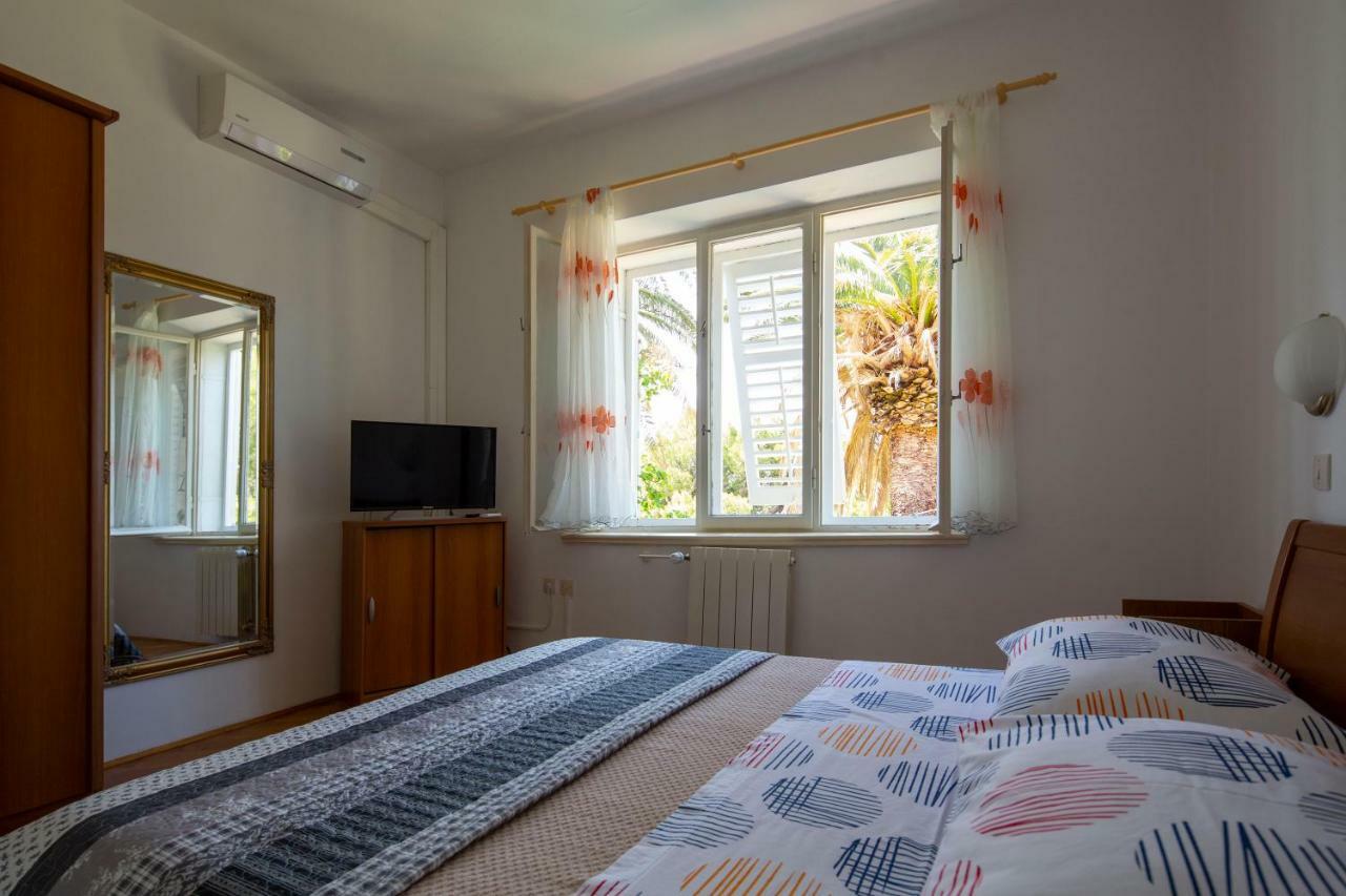 Vila Niko Apartment Makarska Bagian luar foto