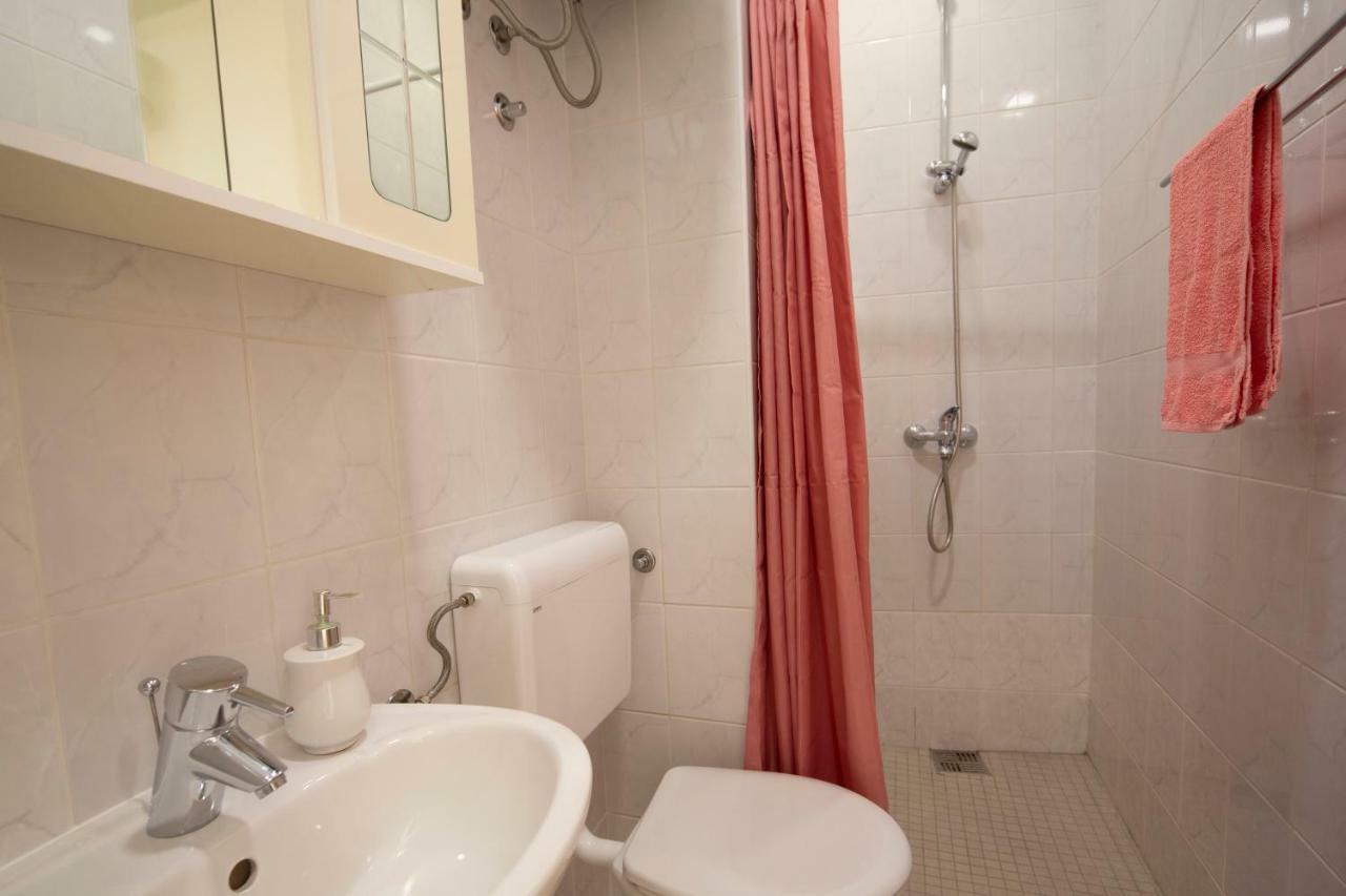 Vila Niko Apartment Makarska Bagian luar foto